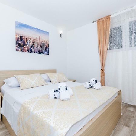 Apartments West Coast スプリト エクステリア 写真