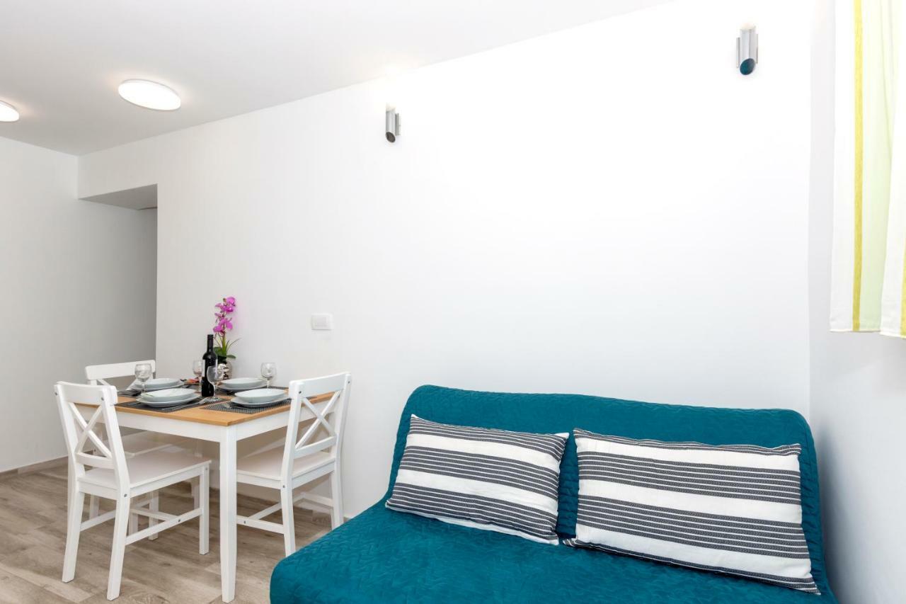 Apartments West Coast スプリト エクステリア 写真