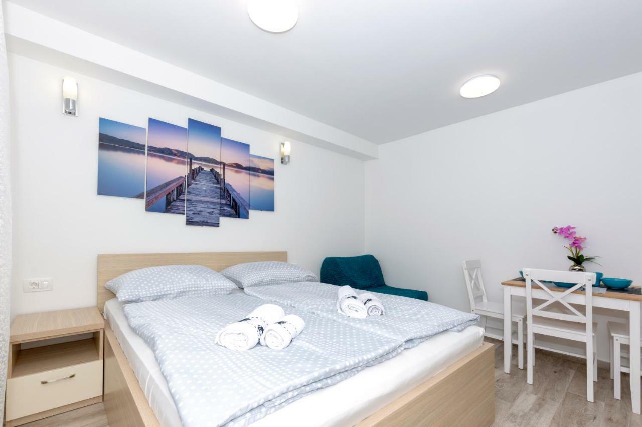 Apartments West Coast スプリト エクステリア 写真